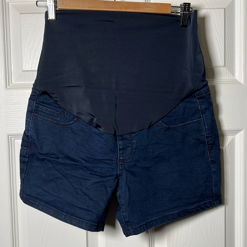 Thyme Maternity denim shorts